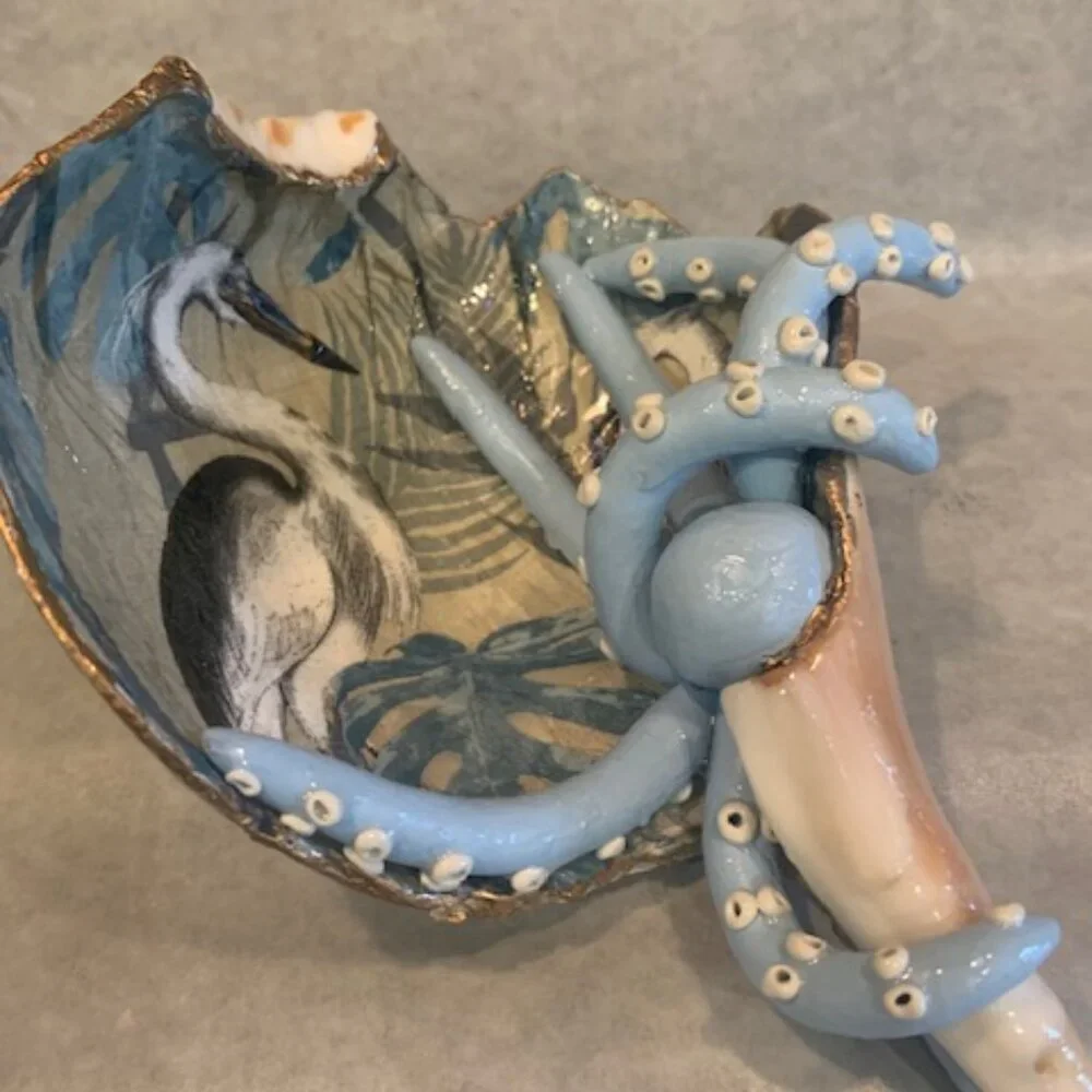 Handmade Shell Art Decor (light blue octopus) - Picture 2 of 7